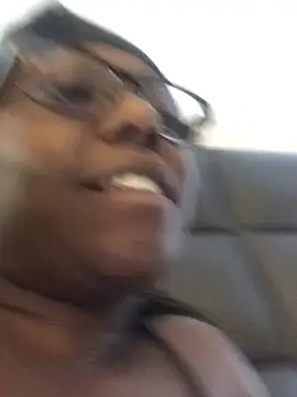 Živý XXX chat CinnaCakesss