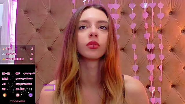 Chat +18 de CoraVex ao vivo