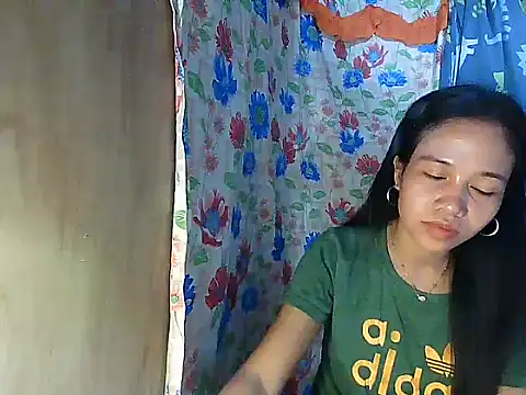 PinaySkinnyGirl 现场XXX聊天