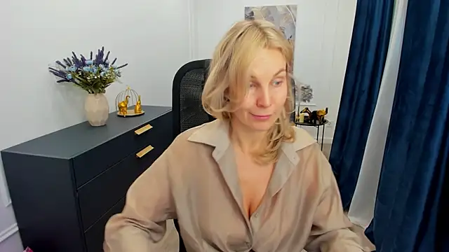 Sinty_Devis Chat XXX in diretta