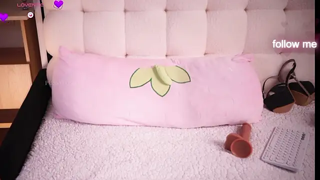 Pussylovekate 网络视讯表演