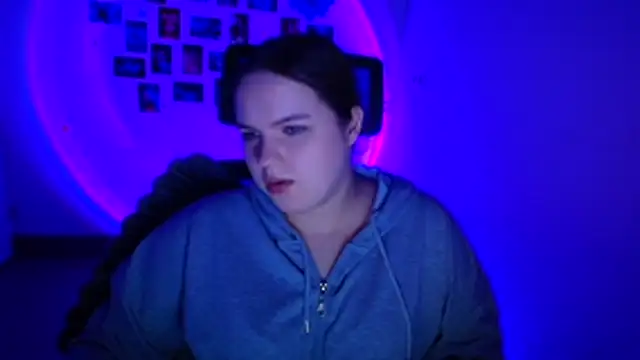 Chat XXX ao vivo de Kitty_Mia_Kitty