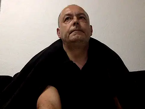 Онлайн чат XXX futbolin94