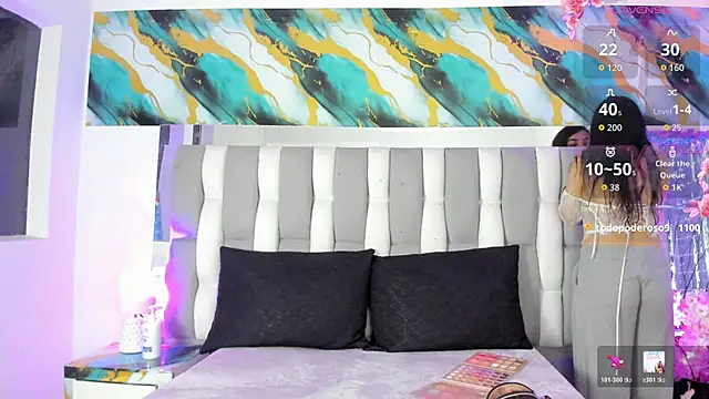 Chat +18 de IsaDiiaz ao vivo