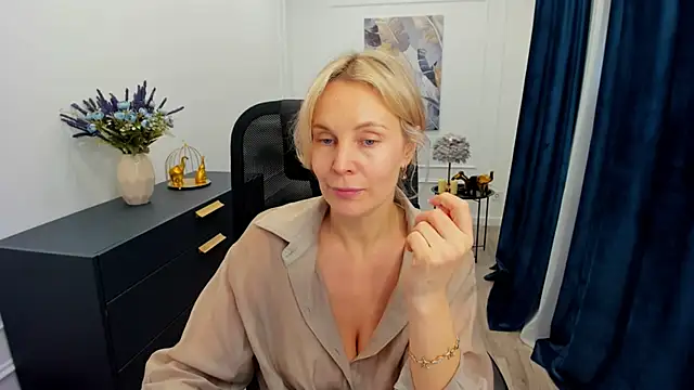 Sinty_Devis 现场XXX聊天