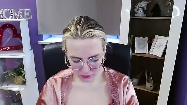 Chat XXX en directo de Zoey_Erotic