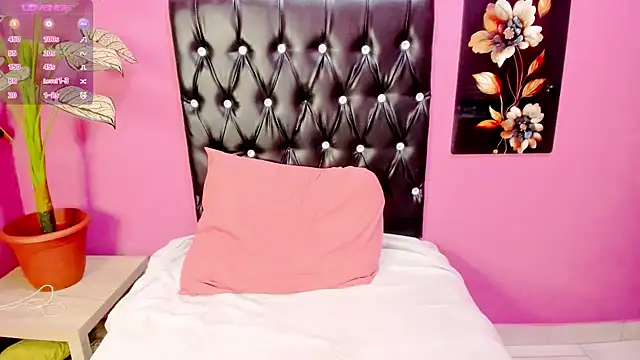 INDIANFLAME's Live XXX Chat