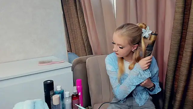 ErinnStandifer 现场XXX聊天