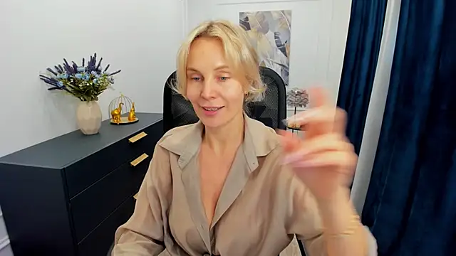 Sinty_Devis' Live XXX Chat