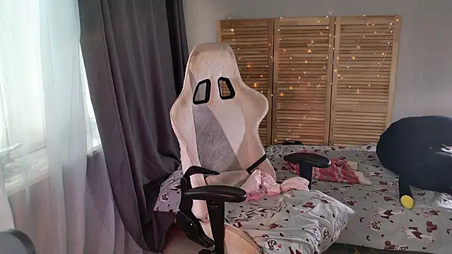 دردشة Miss_Mia_Murr الجنسية المباشرة