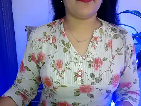 _chitranshi élő XXX-chatje