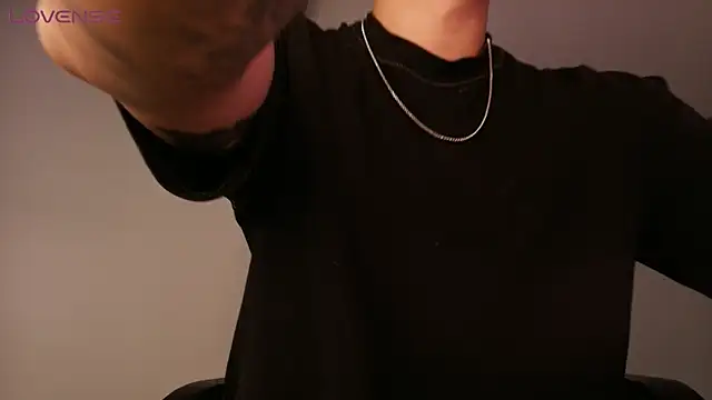 แชท XXX สดของ BjornSteel