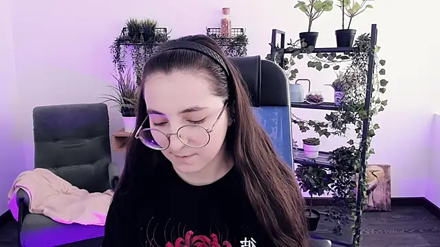 VirtuallVoyant Live XXX Chat