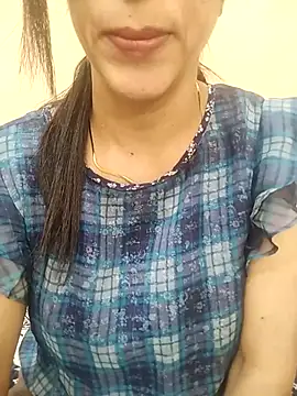 meenu_bhabhi547 Webcam Show