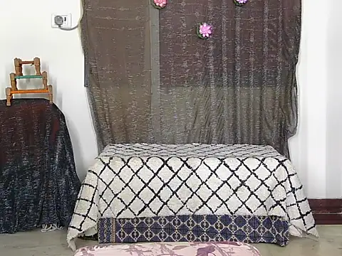 Chatroom XXX en direct de Secret_Bhabhi