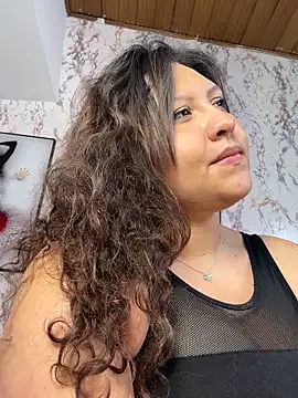 Larissa_Antonella: онлайн-секс-чат