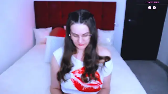 EvelynPorshe Chat XXX live