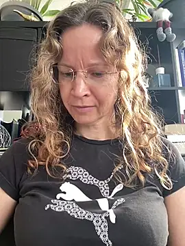 Chat XXX en directo de AnnikaRose