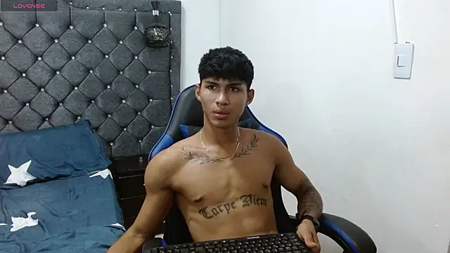 luka_big18 webcam show