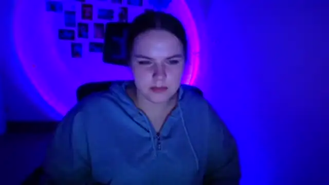 Chat XXX ao vivo de Kitty_Mia_Kitty