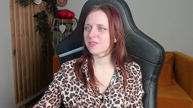 FreyaVey live XXX chat