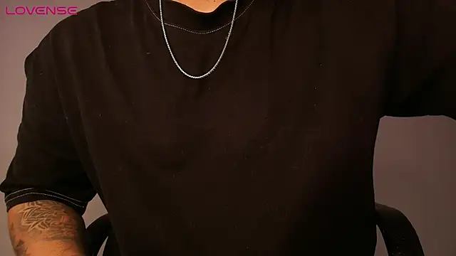 BjornSteel 라이브 XXX 채팅