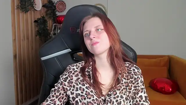 FreyaVey Chat XXX in diretta