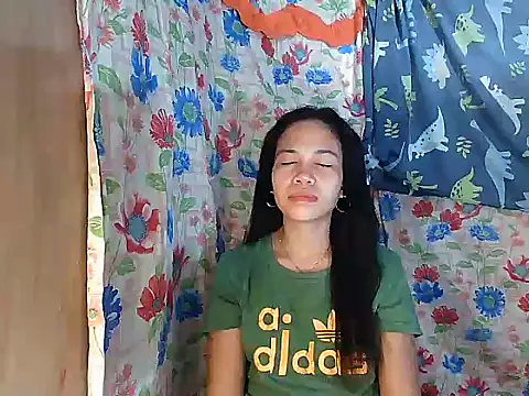 PinaySkinnyGirlのライブXXXチャット