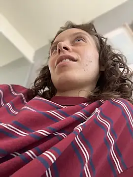 دردشة RinaMood الجنسية المباشرة