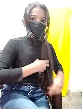 دردشة Cute-Naavya الجنسية المباشرة