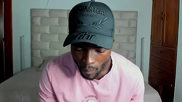 Dylan_Taylor Live XXX-chat