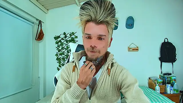 Chat XXX en directo de Gold_Loyal77