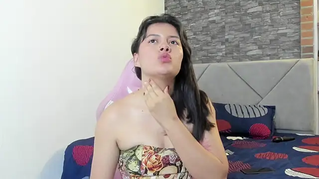 Chat XXX en directo de Sexxyy_Couple_