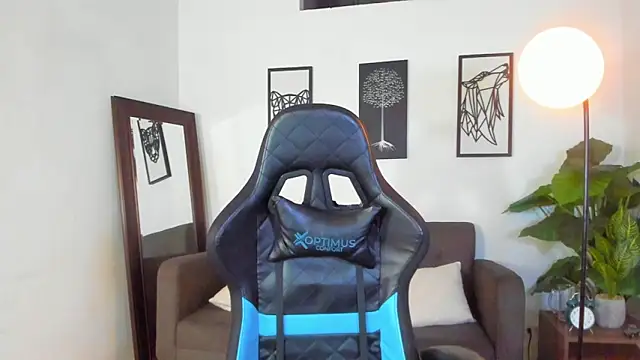 Chat XXX en directo de Justin_kingX7