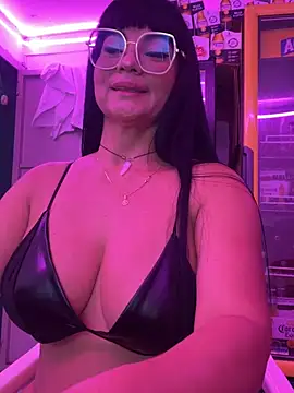 Hot_beauty__ 现场XXX聊天