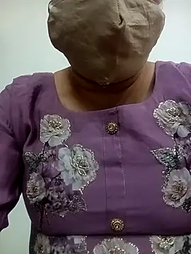 naughtymadam – webcam-show