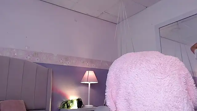 Emerald_gh – Naživo XXX chat