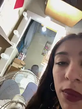 Jennyvignaduzzo 现场XXX聊天