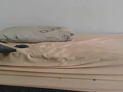 KinkyCreamyBunny Webcamshow