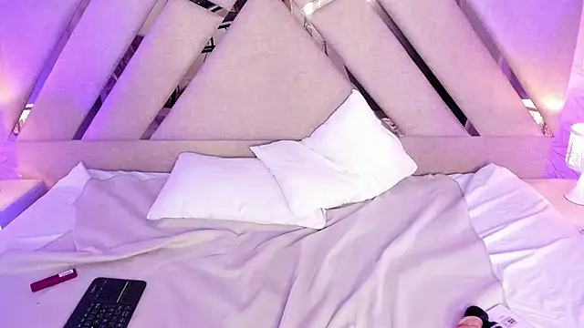 Czat XXX na żywo – gemma_roberts_