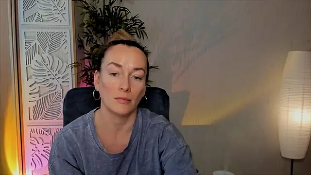 Czat XXX na żywo – RebeccaMartinez