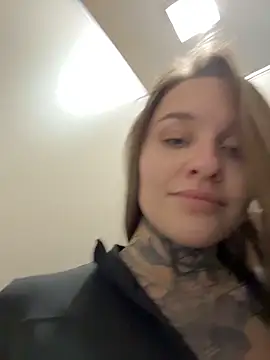 KishaMur লাইভ XXX চ্যাট