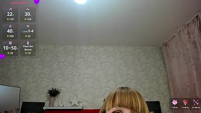 KattyPeachX Adlı Modelin Canlı XXX Sohbeti