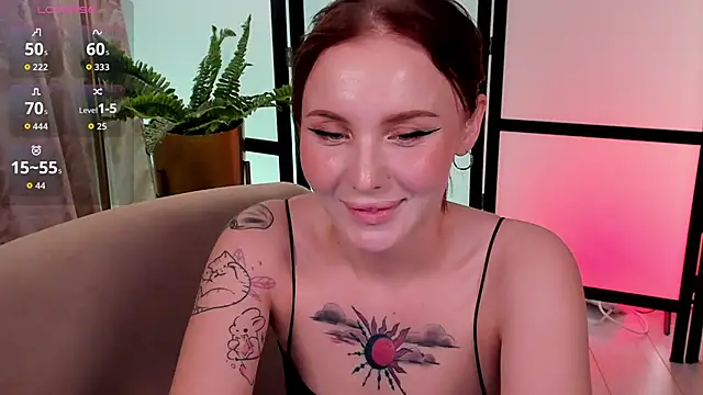 LianaFordのライブXXXチャット