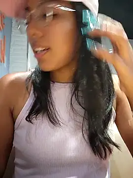 SheenaBrooke 现场XXX聊天