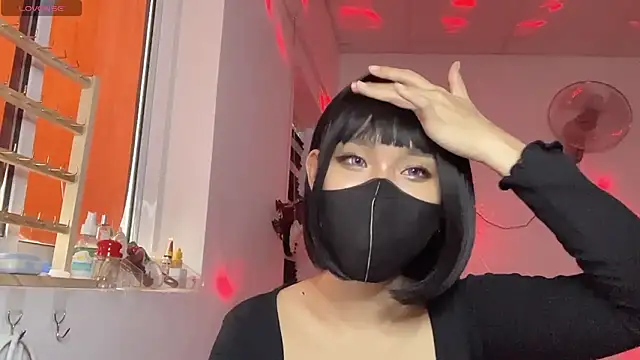 Tieu-May Live XXX-Chat