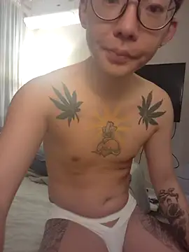 iyy2004 Chat XXX live