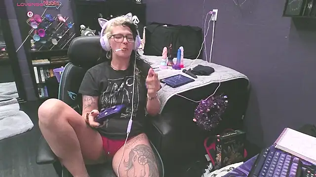 oddywithabody's Live XXX Chat