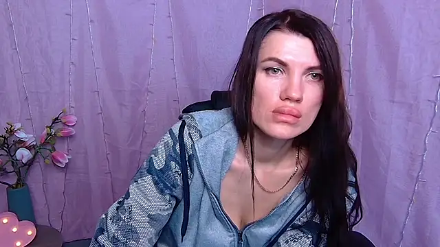 Czat XXX na żywo – MilaLoona