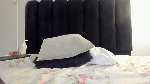 Amaranoir- – Naživo XXX chat